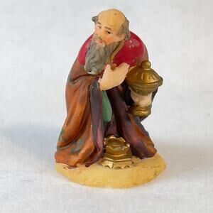 Grandeur Noel 2001 Bethlehem Village Kneeling Wiseman O'Well Porcelain Resin